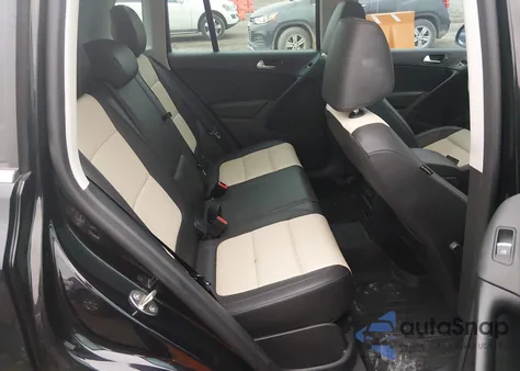 2017 Volkswagen Tiguan 2.0T Wolfsburg Edition z USA, uszkodzony, nr VIN WVGSV7AXXHW500864